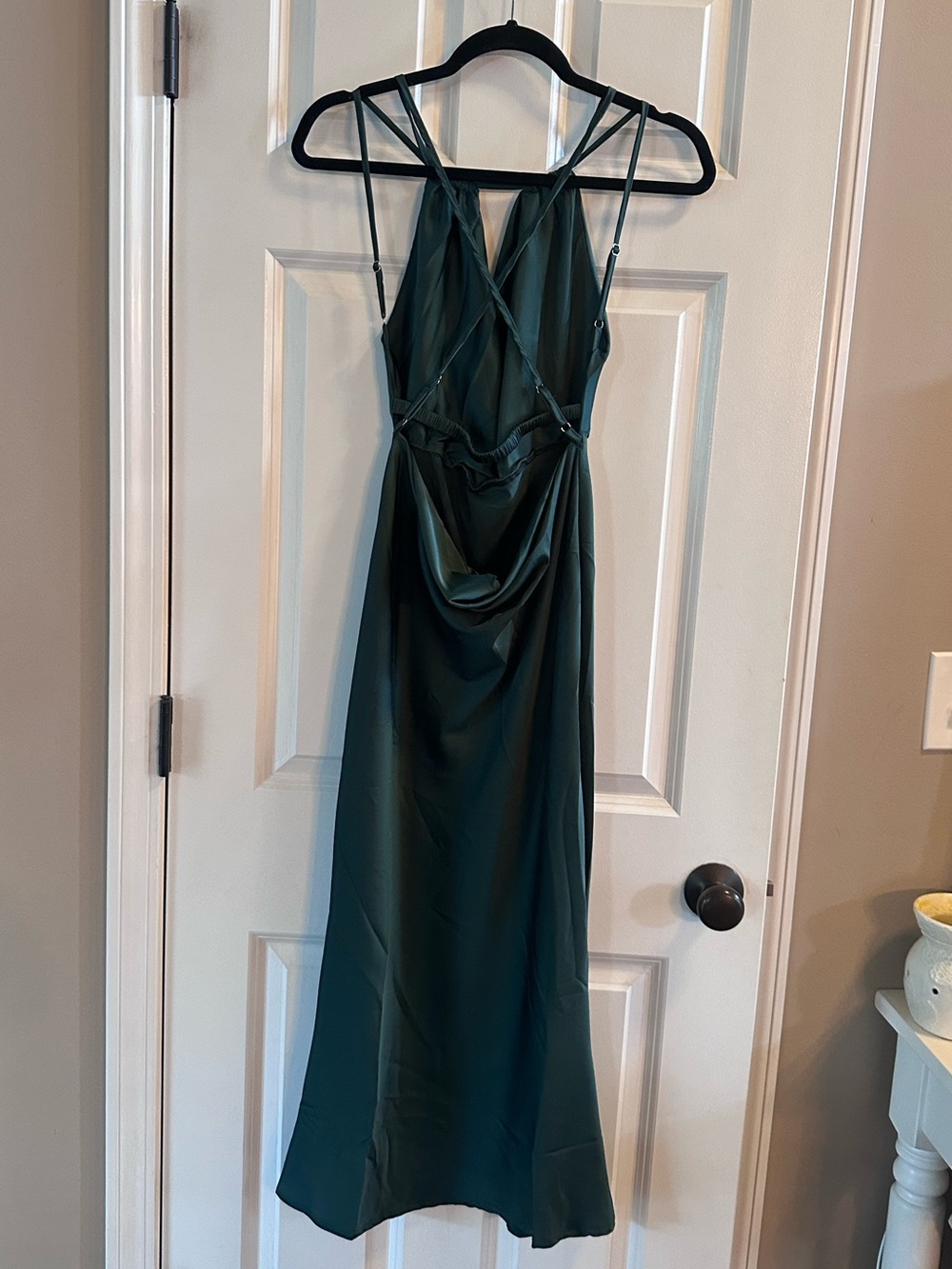 Emerald Green Satin Halter Open Back Maxi Dress Small - Picture 3 of 9